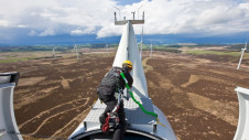 The UK achieved record levels of installations for onshore wind capacity in 2017 - but key industry players believe that current national policies could stifle this growth going forward